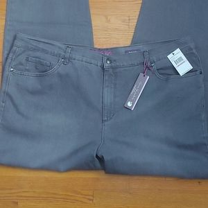 Gloria Vanderbilt grey "Amanda" jeans